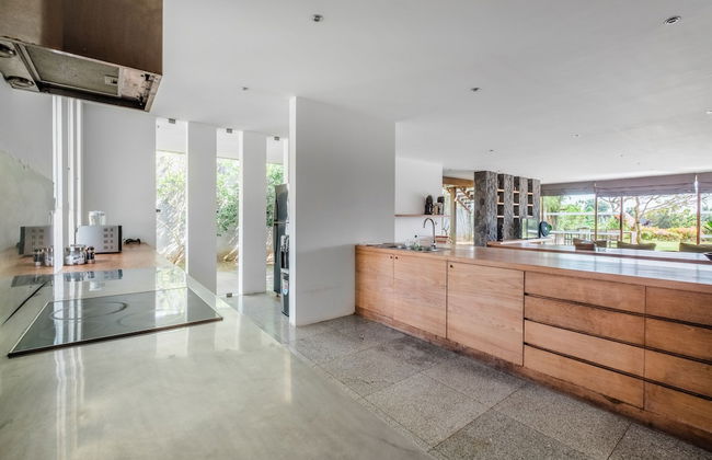 Jimbaran Balangan BeachFront Villa Nakar - Foto 12