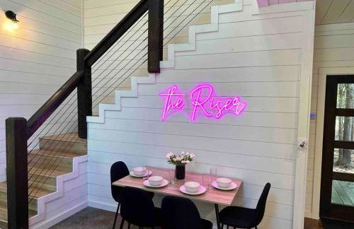 the RISER - BRAND NEW Modern Cabin in Broken Bow - Foto 47