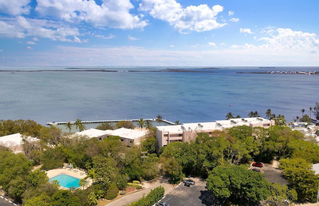 Bayfront Townhouse Located In The Lush Tropical Setting Of Rock Harbor Club. 2 Bedroom Condo by RedAwning - Foto 42
