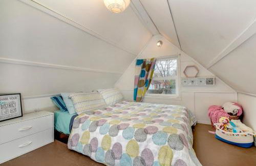 #StayInMyDistrict Hyde Park Bungalow - Photo 9