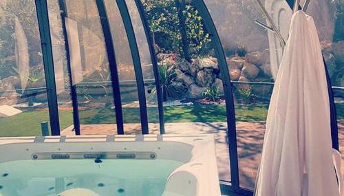 La Bonne Etoile Marseille ! Hébergement romantique ! Jacuzzi et Piscine chauffée - Foto 5