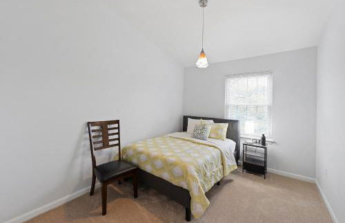 Spacious 3BR Townhouse with Balcony & Gym - Foto 25