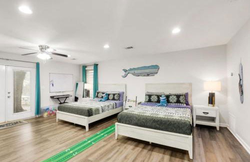 Ocean - 5 Beds Retreat with Pickleball, Arcade, Grill & Beach Access! - Foto 23