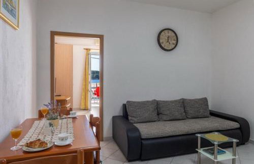 Apartments More - Photo 25