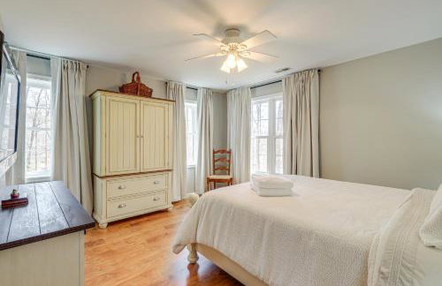 Fish, Boat and Hike Lakefront Home with Game Room! - Foto 27