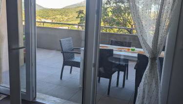 Joli cocon à Ajaccio avec terrasse vue mer - Foto 2