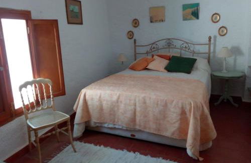 Tranquil Spanish Mountain Retreat - Foto 9