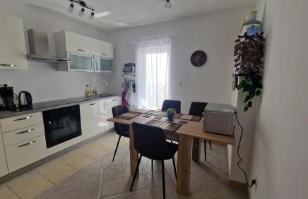 Apartment with e-cars station - Foto 17