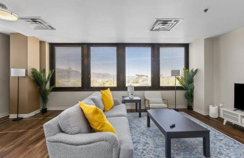 2BR Downtown Apartment with Gym & Deck - Foto 6