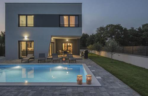 Apartment in Croatia Near Scenic Coastline - Foto 10