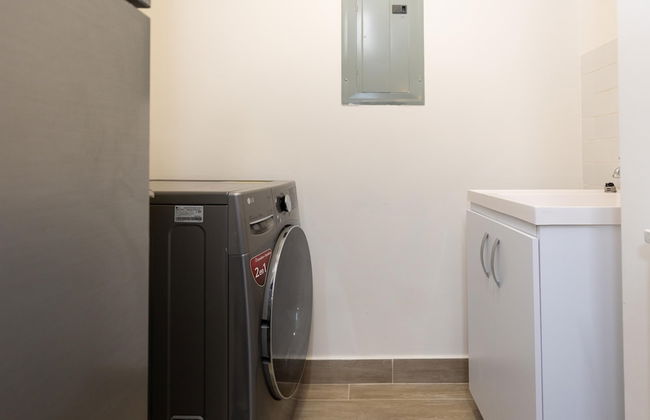 The Stylish Condo by Acomodo - Photo 20