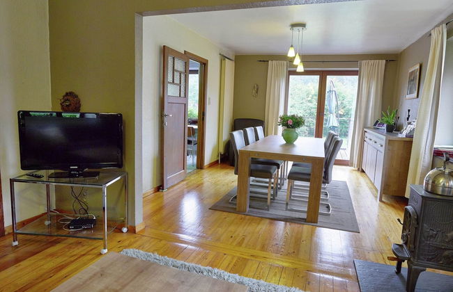 Peaceful Garden Home, Chevron - Photo 18