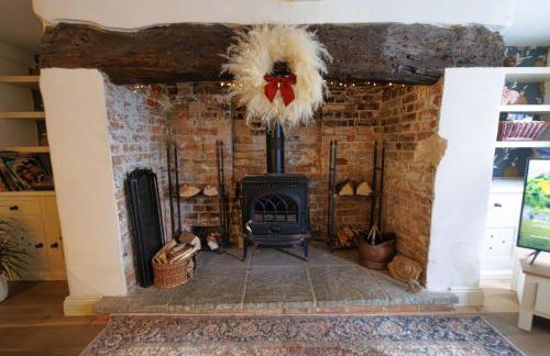 Jackdaw Cottage-Beautiful Cottage, Town Centre - Photo 4