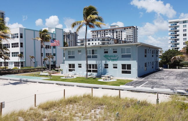 Shore View Hotel - Foto 1