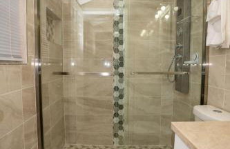 A cozy serene 3 BDR, 2 full baths near JFK & LaGuardia Airport - Foto 18