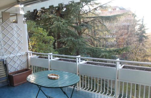 GuestHost - Raffaella splendido bilo x4 - Photo 36