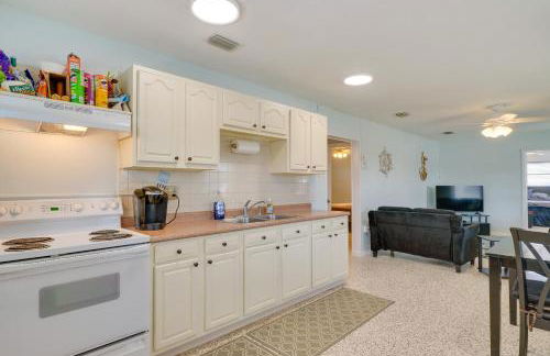 Waterfront Okeechobee Getaway with Backyard Dock! - Foto 9