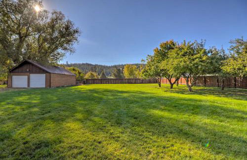 Lakeside Home with Beach about 14 Mi to Ski Area! - Foto 36