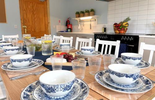 Spectacular 7BR House Hot Tub and Gardens in Gretna - Pass the Keys - Foto 10