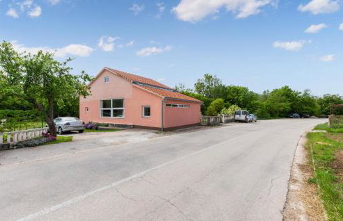 Three-Bedroom Holiday Home In Neoric - Photo 16