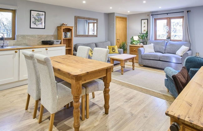 Host Stay Orchard Barn - Photo 4