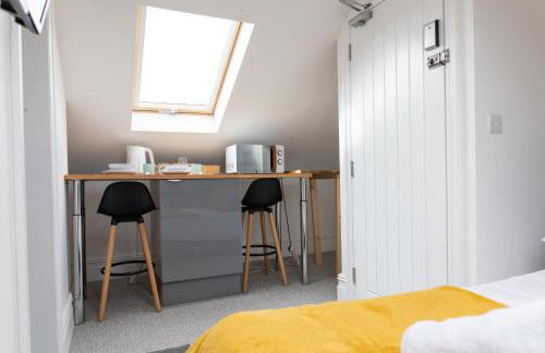 Bay City Studio Apartments - Foto 30