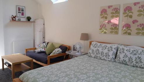 Rosehips at Kerensa, Naburn - Foto 5