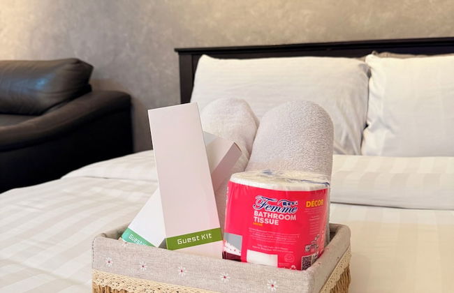 Malate Bayview Mansion - Photo 15