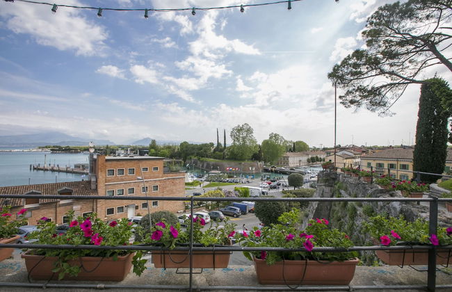 Peschiera - Pool & Free Parking - Photo 18