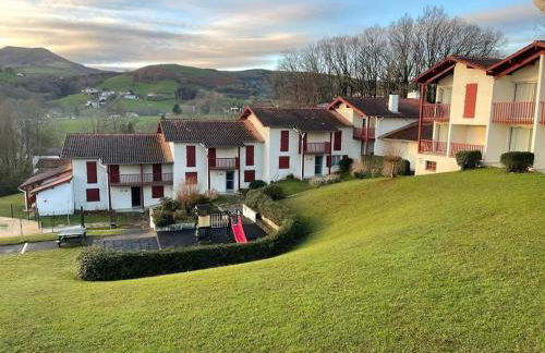 HOSTA Piscine Vue Montagnes - Foto 2