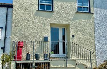 Frogmore Corner - Photo 1