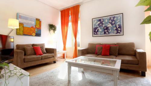 Reino de Valencia Apartments - Photo 5