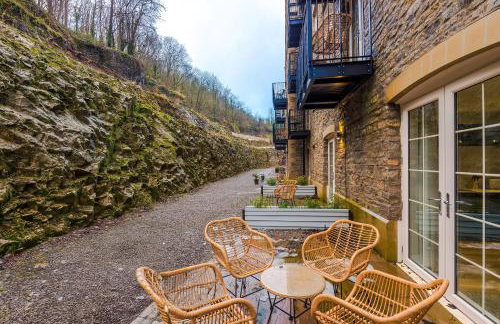 Rock Mill - Superior Apartment with Private Patio - Foto 40