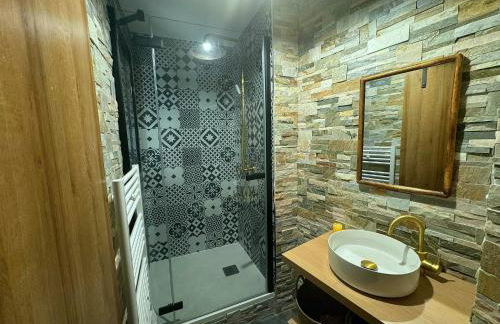 L'Evasion Scandinave, SPA XXL, Écran cinéma, Lit king size, day use, 10 min centre - Foto 4