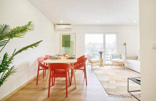 Beachside Modern Flat with AC, By TimeCooler - Foto 1