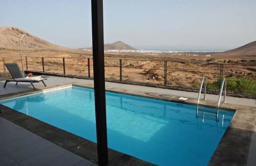 EL TUCAN, Vistas en 3 dormitorios y piscina - Foto 8