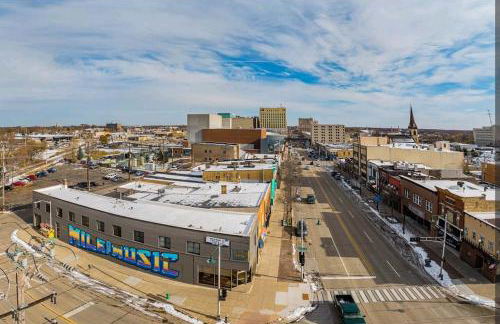 Downtown 2 Bedroom Apartment - Foto 8