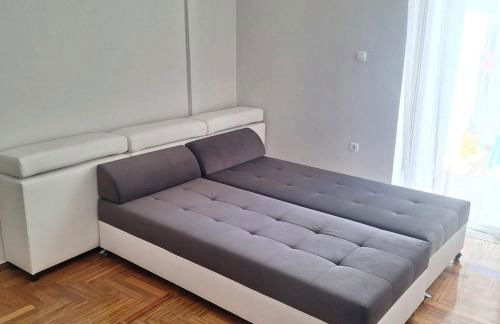 MARIAS APARTMENT SMART KEY BOX by PROJECT 86 IKE - Photo 6