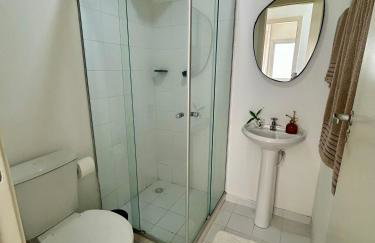 Apartamento Confortável na Glória! Próximo à Praia, Lagoa e Shopping - Photo 8