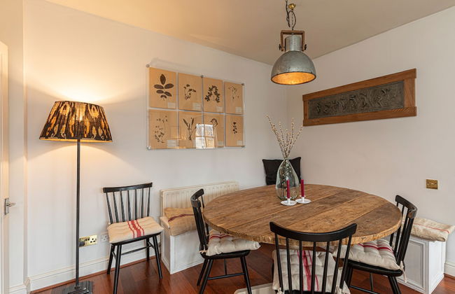 JOIVY Stylish 2-bed Flat w/ Terrace Near Battersea Park - Foto 11