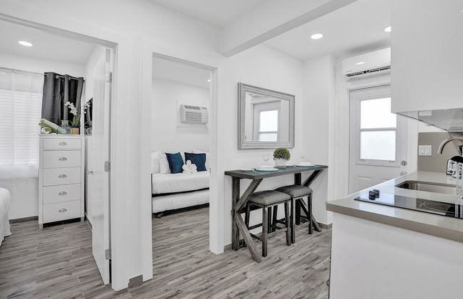 Newly Renovated #4 Close to the Beach w/ Parking - Foto 19