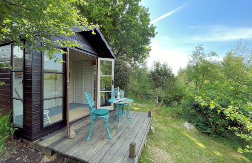 Beautiful 2BR Beach Lodge Set In Stunning Gardens - Pass the Keys - Photo 31