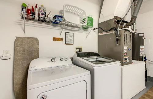 H504E Single Level POOL Home Themed Room by Disney - Foto 29