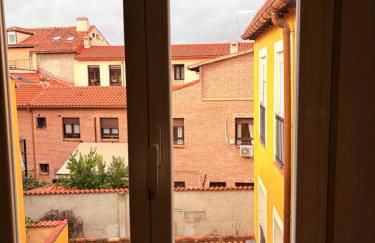 Soñar en la Plaza Cervantes 2 - Foto 5