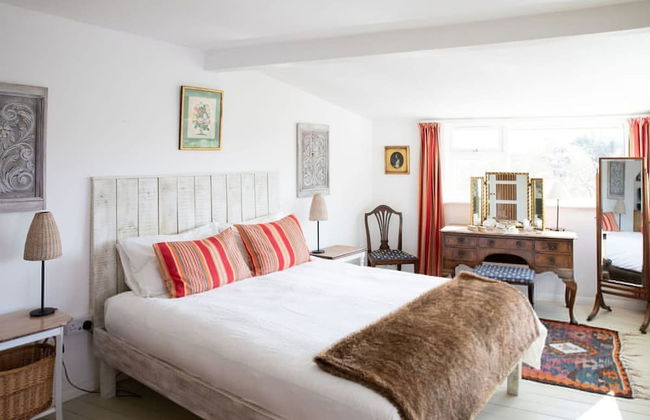 Pretty Cottage Near City Sea - Foto 46