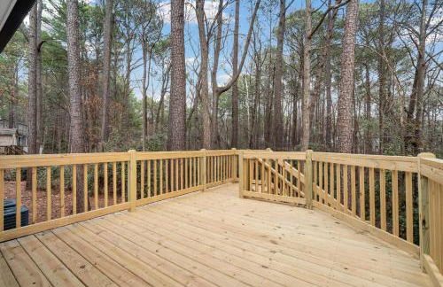 Minutes From UNC - 15 Min to Duke - Private Deck - Foto 22