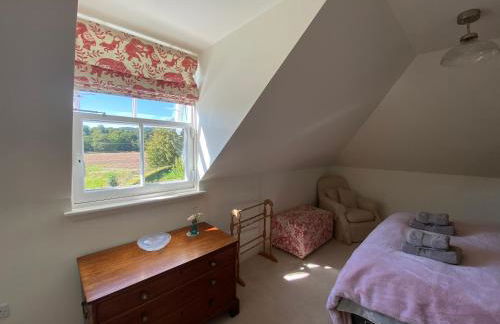 Private detached cottage sleeps 4 - Photo 29