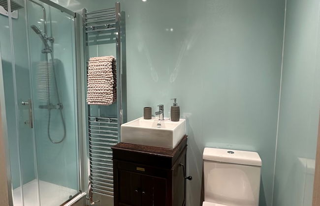 Quirky Apartment in the Heart of Leith With Garden - Foto 8