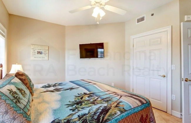 Deluxe Condo at the heart of Main Beach by RedAwning - Foto 8