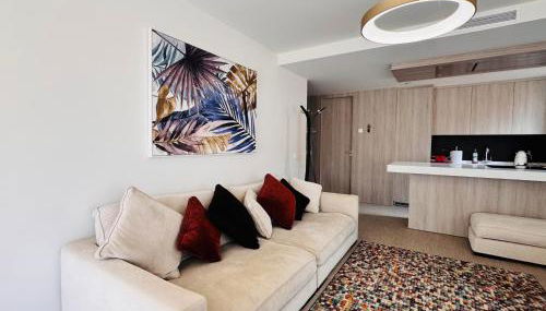 Modern Holiday Apartments - Photo 2